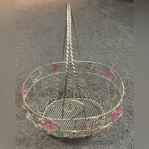 Vintage Silver Metal Wire Basket Pink Flowers 9” x 7” x 13”